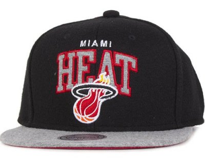 Mitchell & Ness - Miami Heat Melton Jersey Snapback